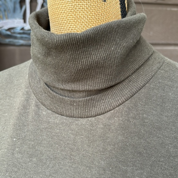 YF&B🆕Olive Asymmetrical Sweater Dress - Picture 5 of 12